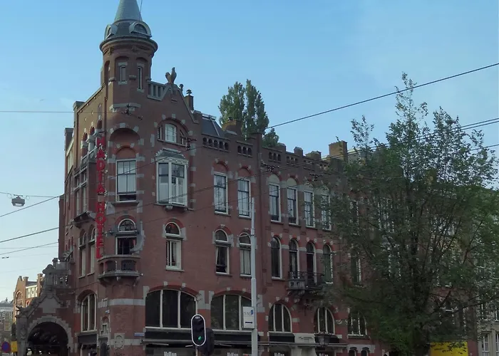 Nadia Hotel